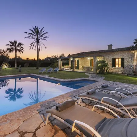 Vila Roig *